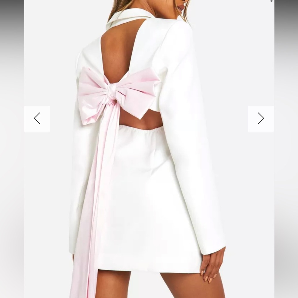 Boohoo size small - BOW DETAIL OPEN BACK BLAZER DRESS